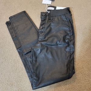 Black leather type kancans